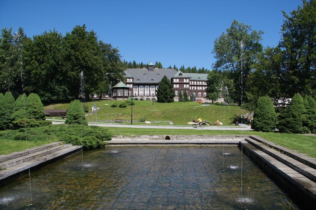 Hotel Holzberg Suchá Rudná Exterior foto